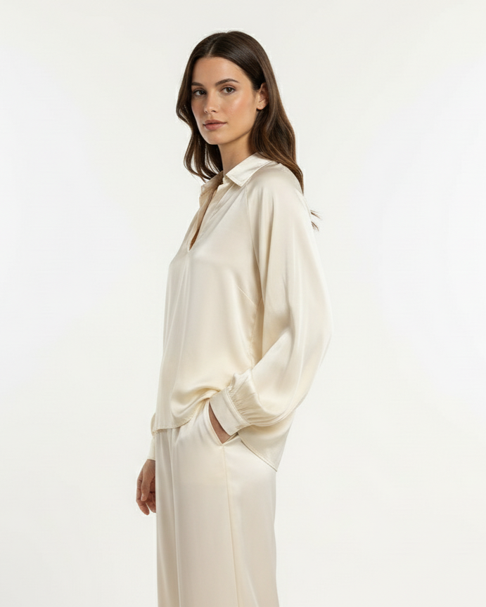 Camicia fluida con colletto morbido e maniche ampie