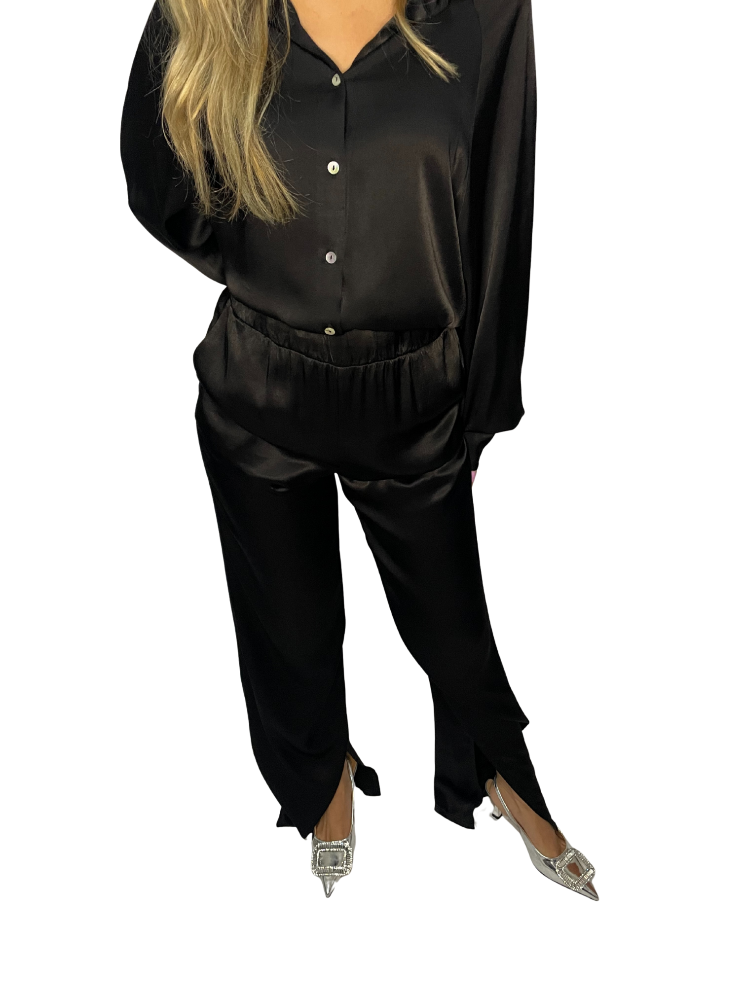 Pantalone palazzo in satin lucente con vita liscia