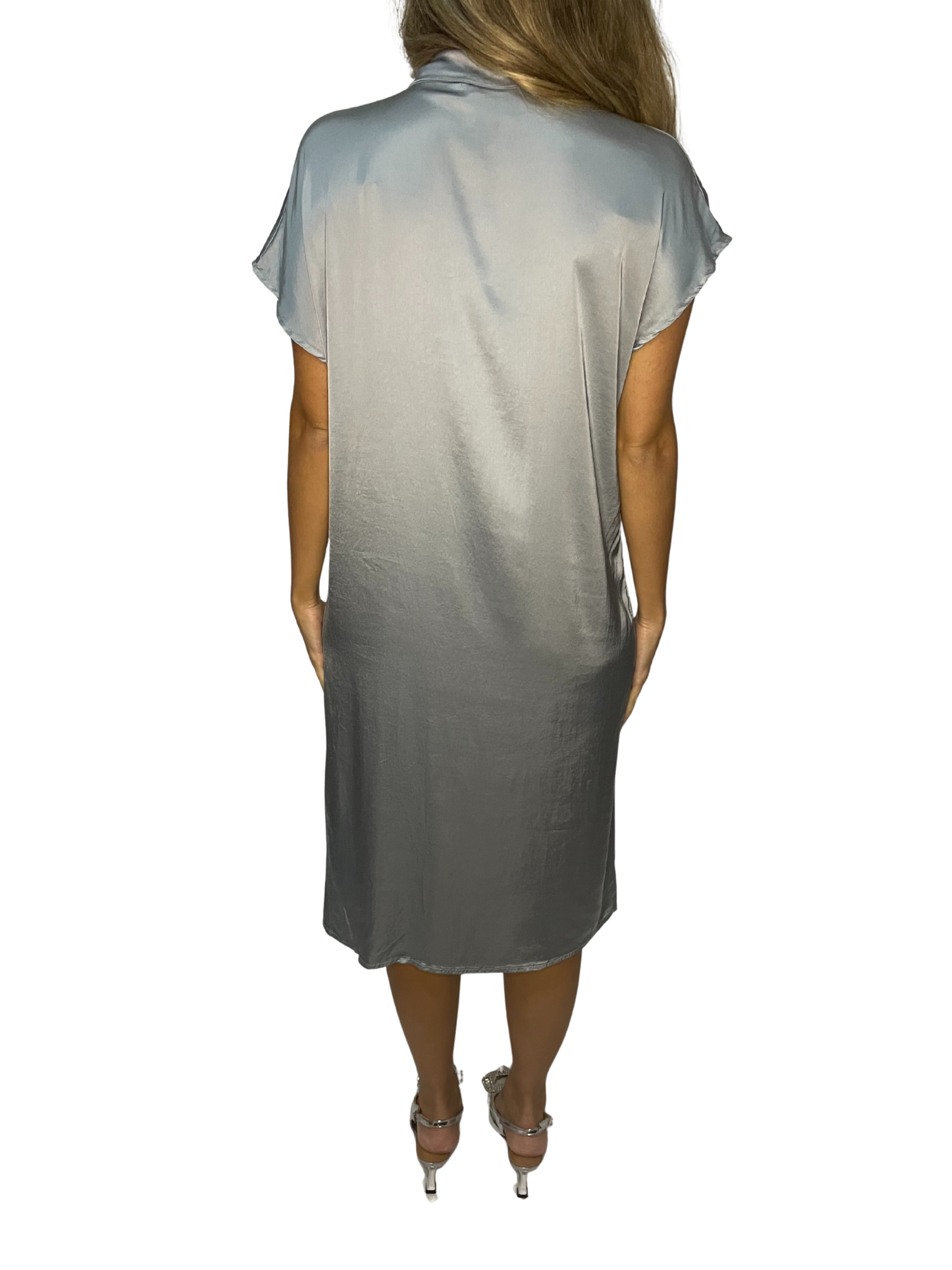 Abito chemisier lungo in satin fluido