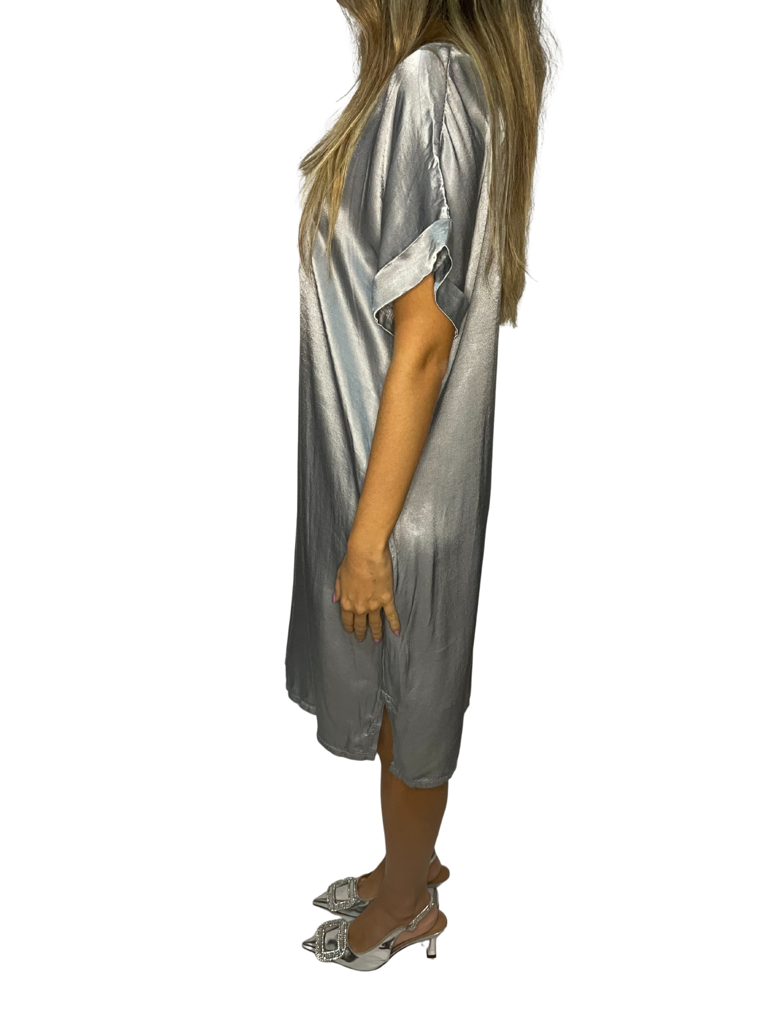 Tunica lunga satin con scollo ampio e manica risvolto