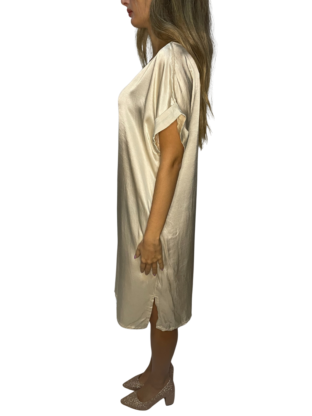 Tunica lunga satin con scollo ampio e manica risvolto