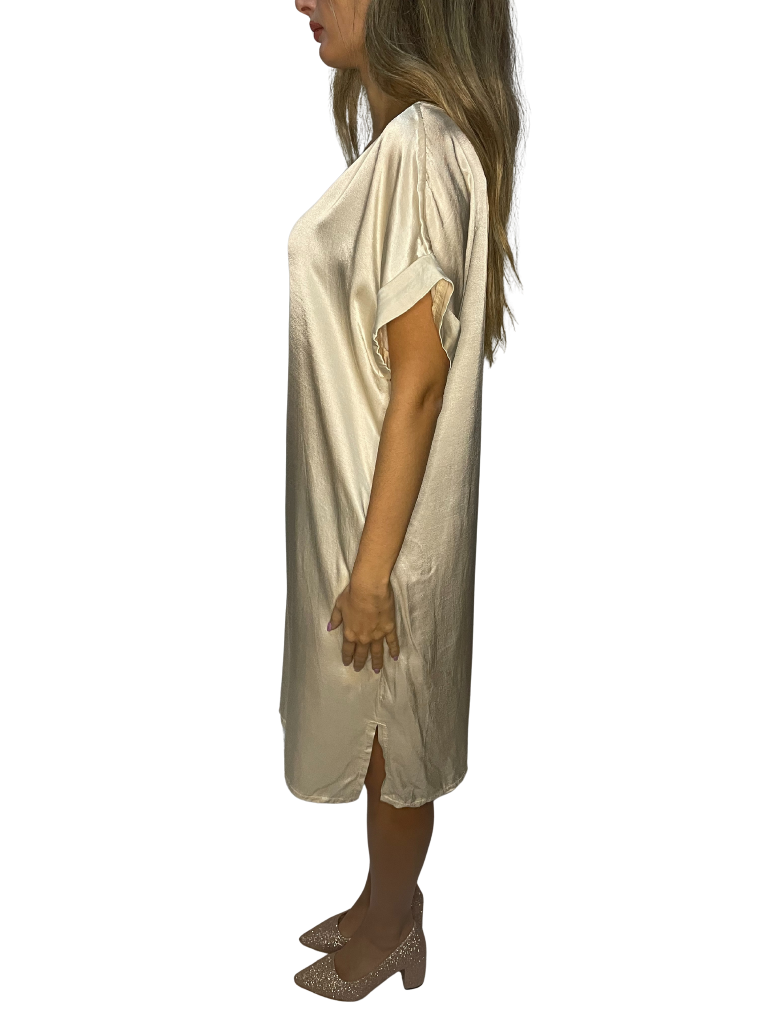 Tunica lunga satin con scollo ampio e manica risvolto