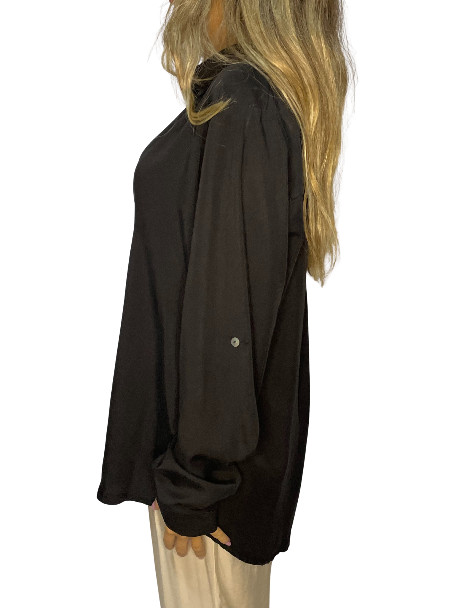 Camicia in satin fluido con colletto classico