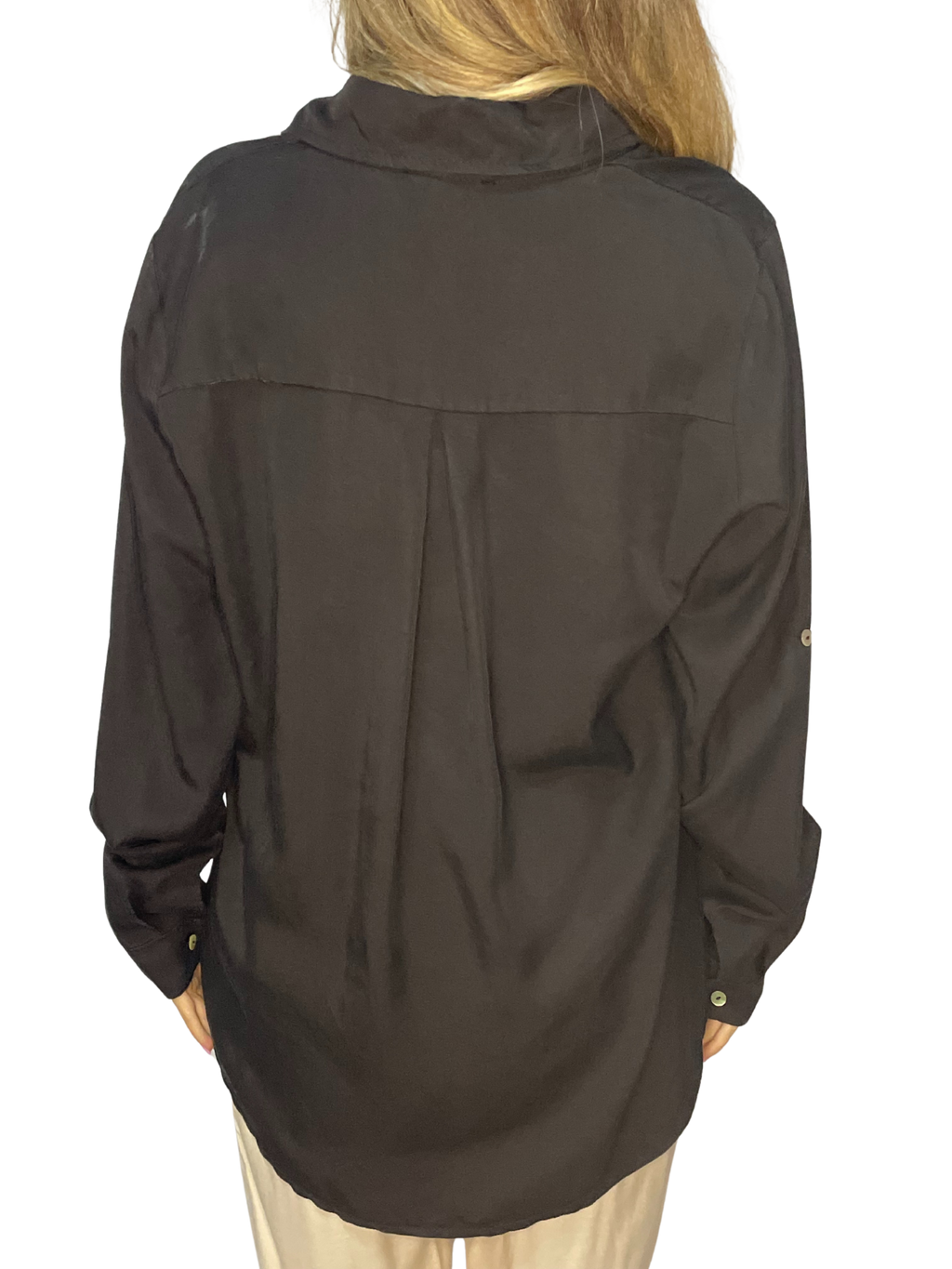 Camicia in satin fluido con colletto classico