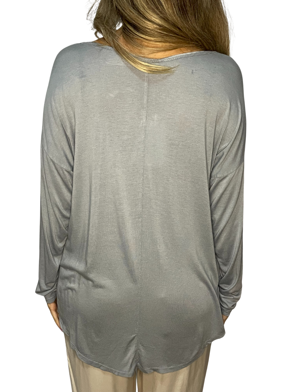 Maglia fluida effetto satin con scollo ampio