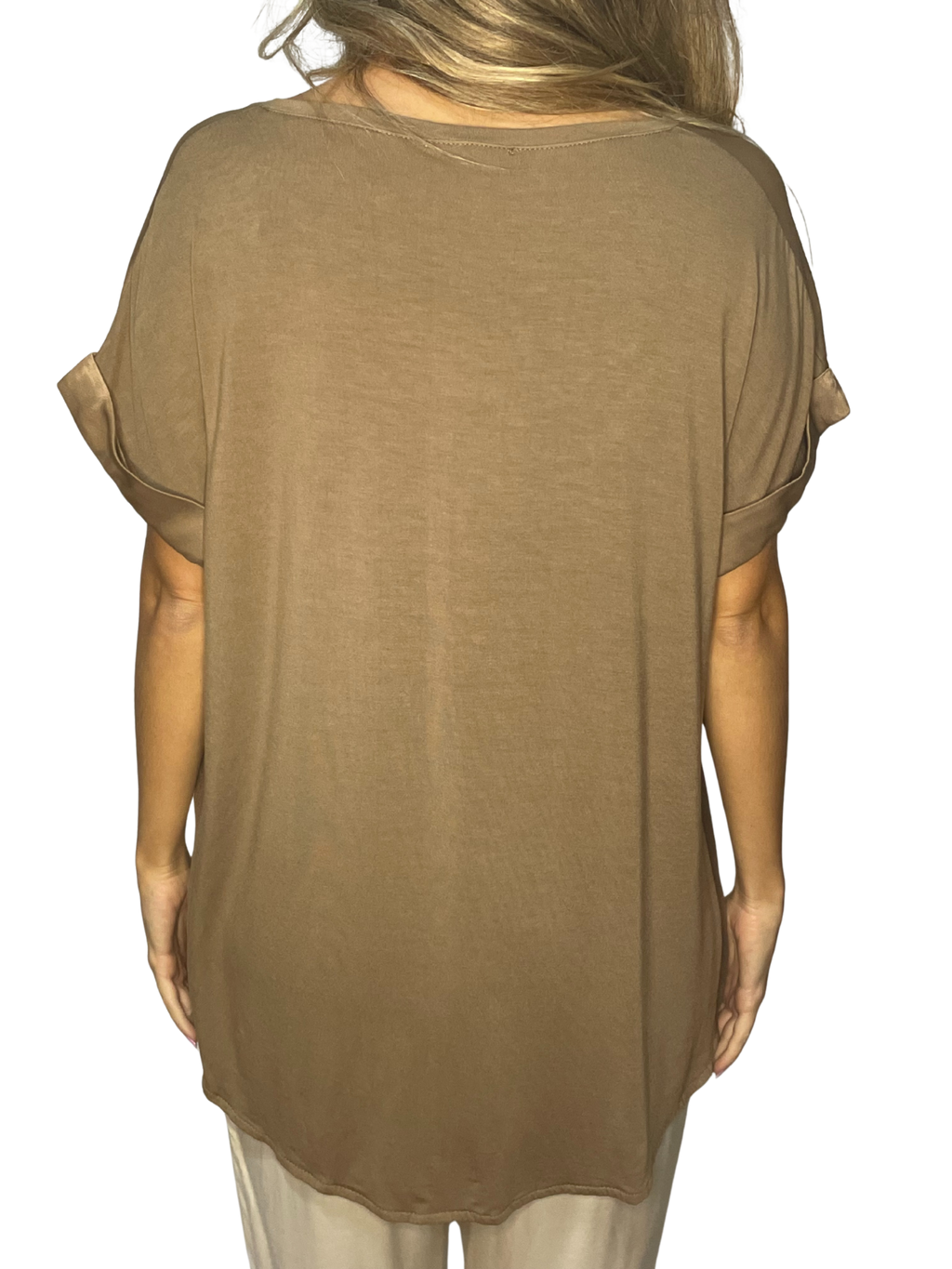 Maglia fluida mix satin-jersey con scollo a V e fondo asimmetrico