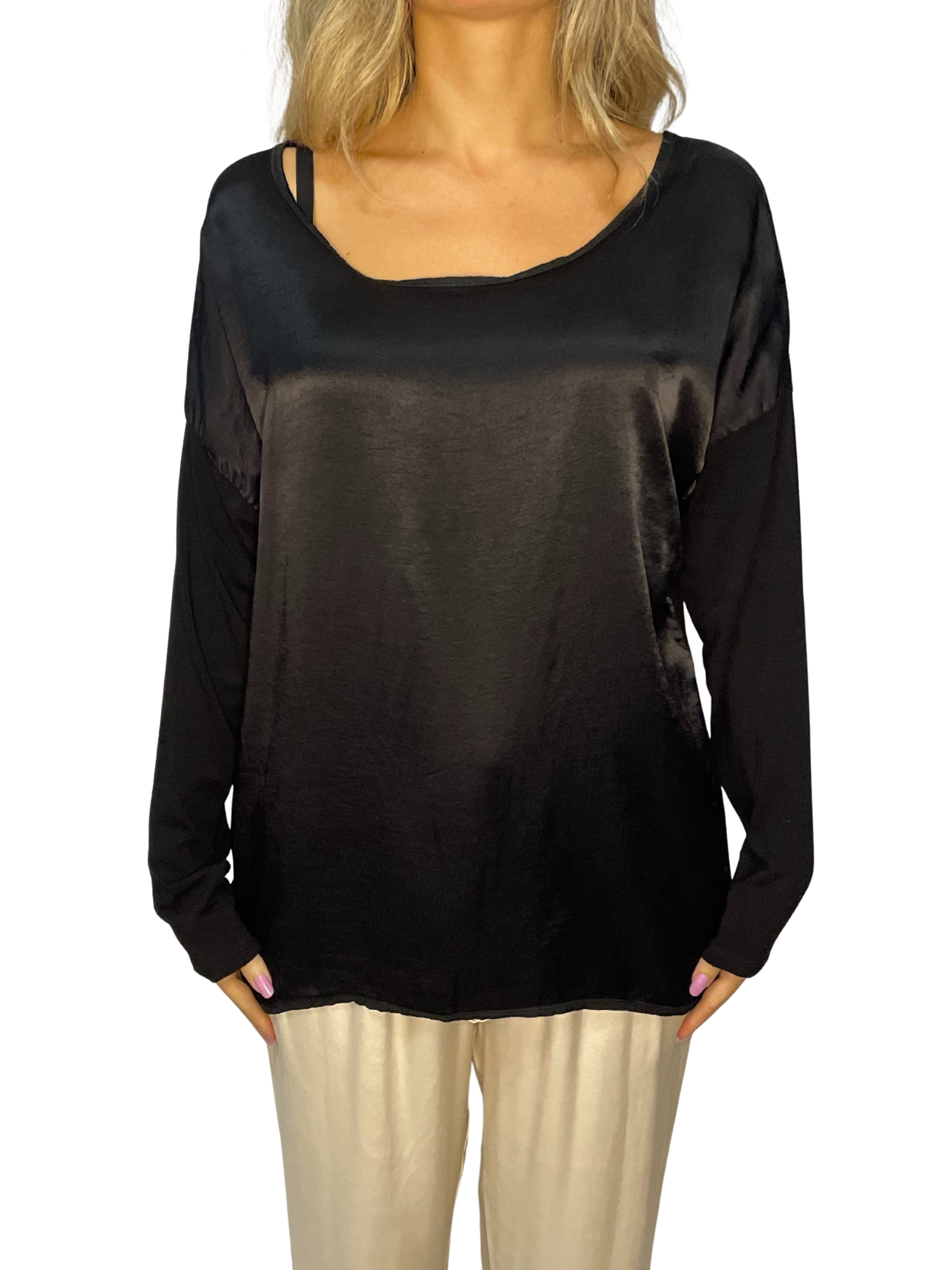 Maglia fluida effetto satin con maniche lunghe