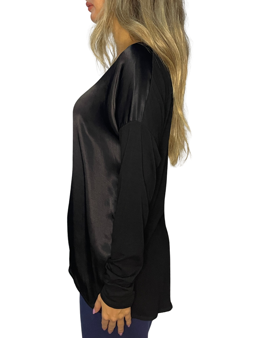 Maglia lunga mix satin-jersey con scollo a V