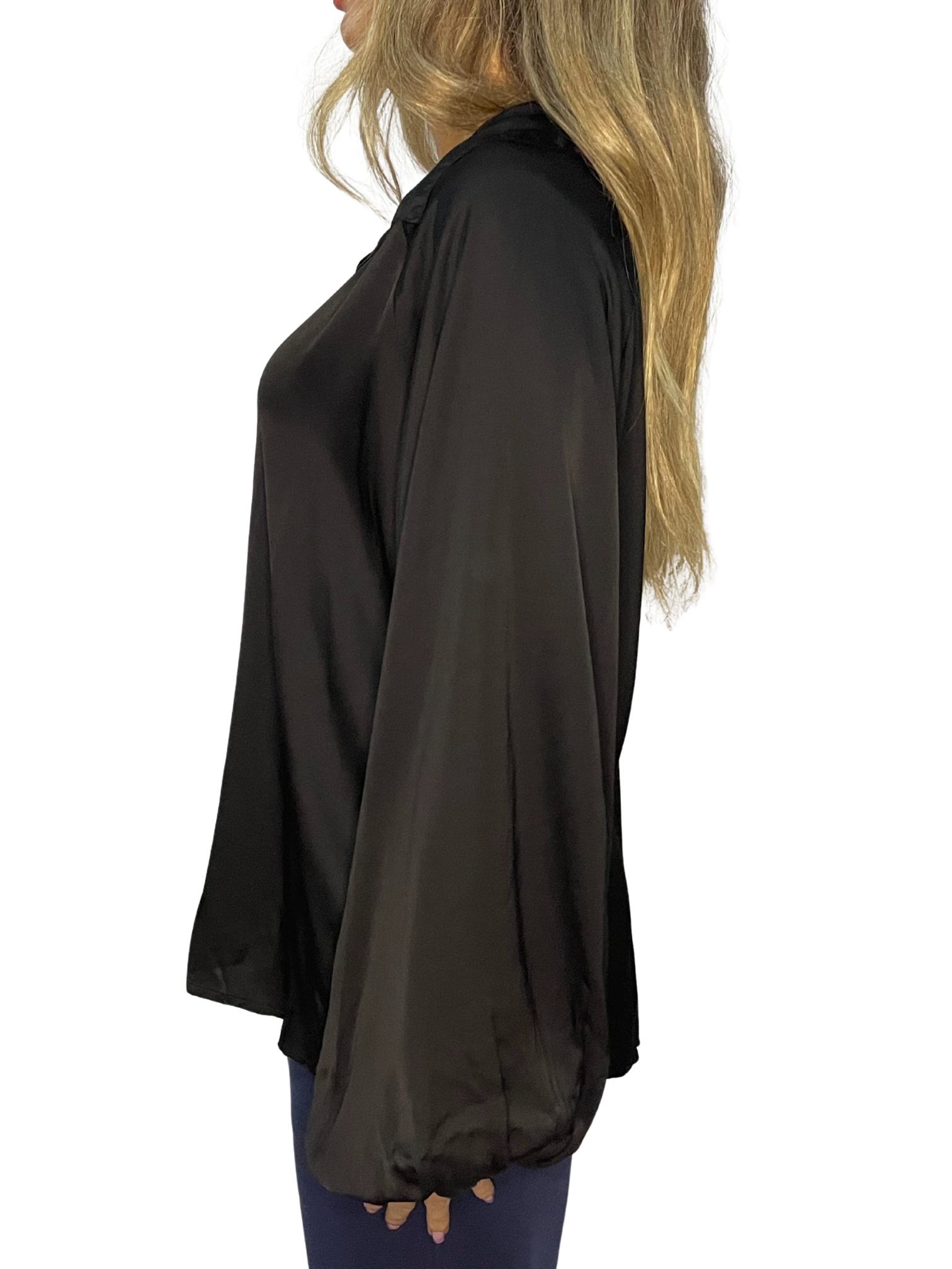 Camicia fluida con colletto morbido e maniche ampie