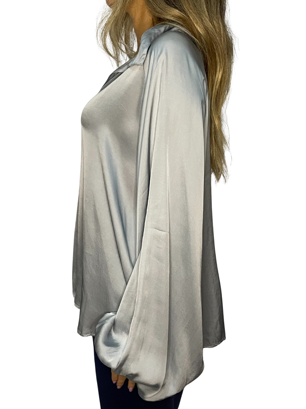 Camicia fluida con colletto morbido e maniche ampie