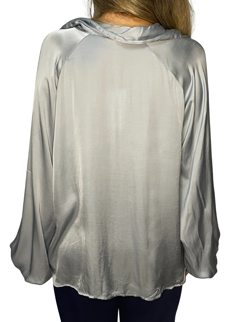 Camicia fluida con colletto morbido e maniche ampie