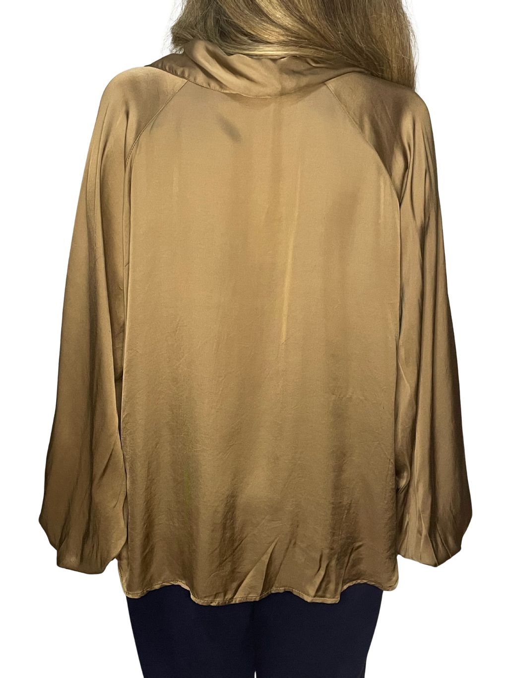 Camicia fluida con colletto morbido e maniche ampie