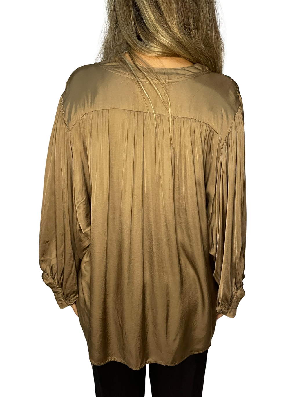 Camicia satin con maniche balloon e collo a fascetta