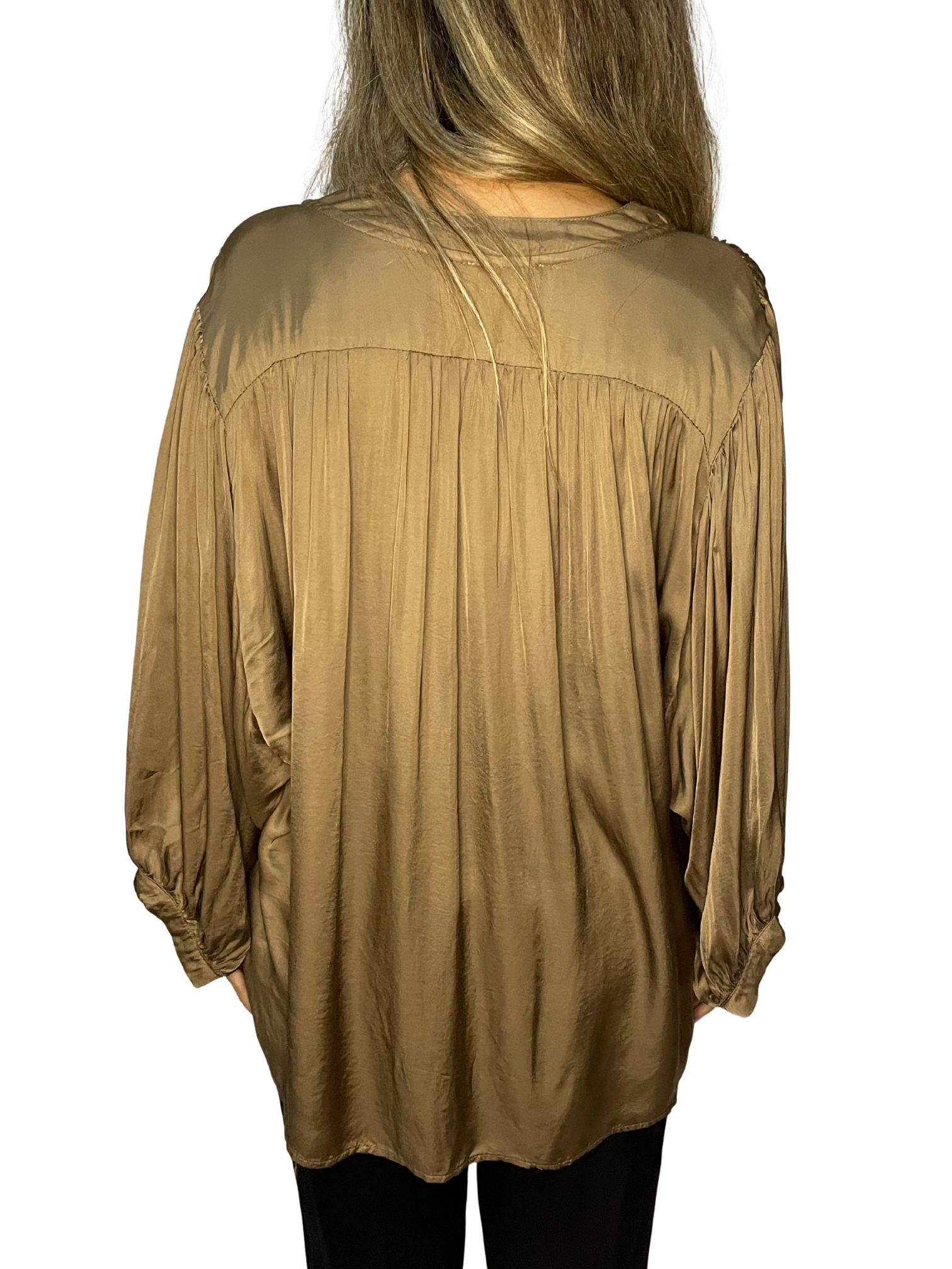 Camicia satin con maniche balloon e collo a fascetta