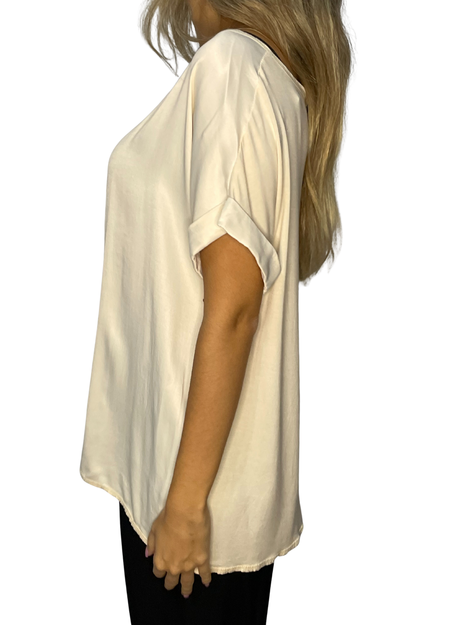 T-shirt fluida con manica a risvolto e scollo ampio