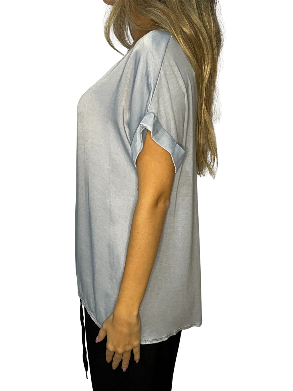 T-shirt fluida con manica a risvolto e scollo ampio