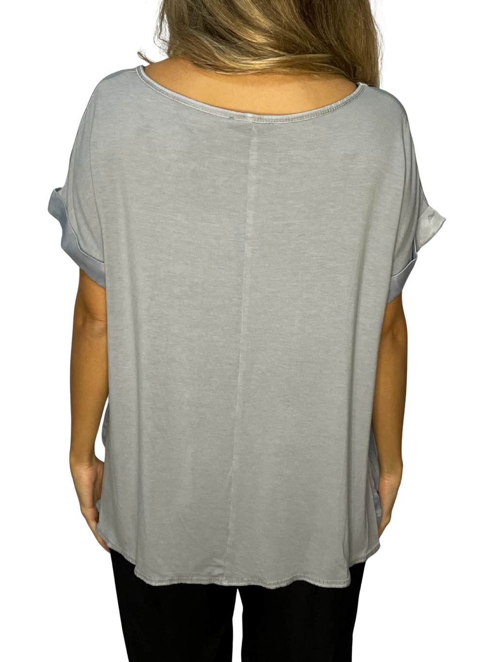 T-shirt fluida con manica a risvolto e scollo ampio
