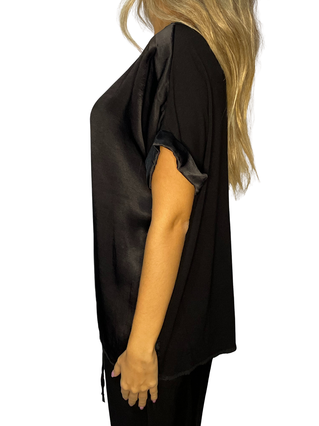 T-shirt fluida con manica a risvolto e scollo ampio