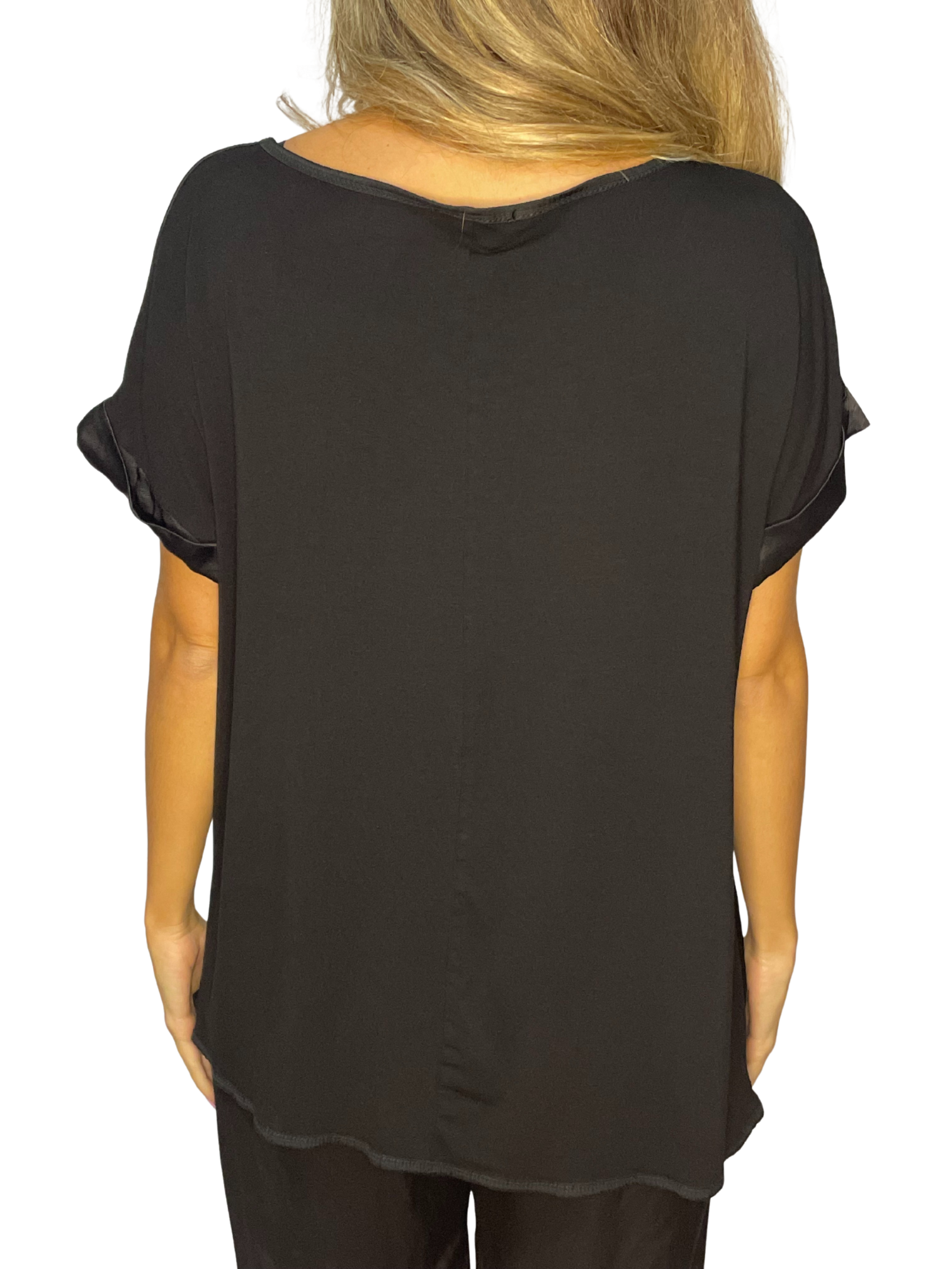 T-shirt fluida con manica a risvolto e scollo ampio