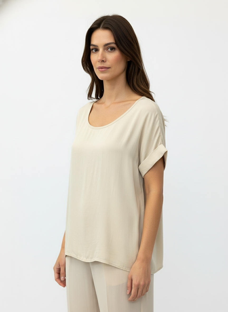 Blusa Sahara effetto seta con scollo a barchetta