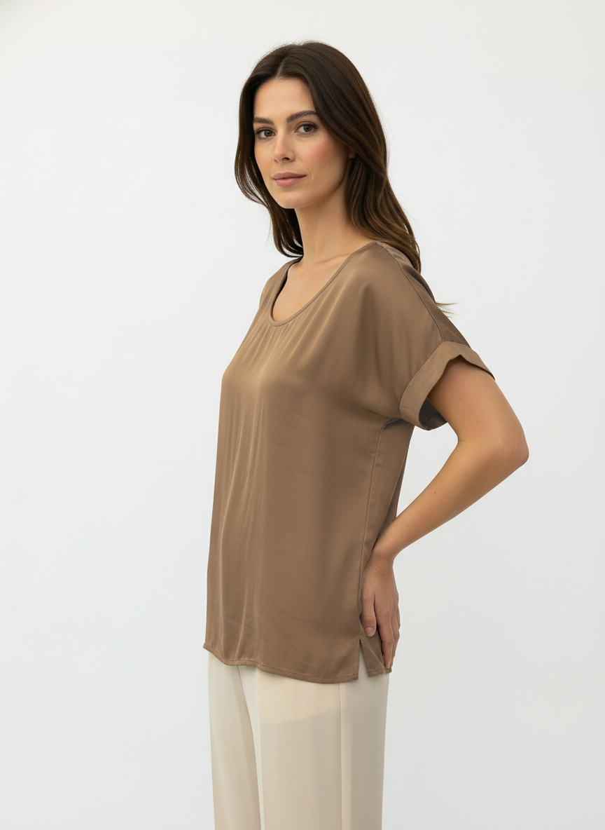 Blusa Sahara effetto seta con scollo a barchetta