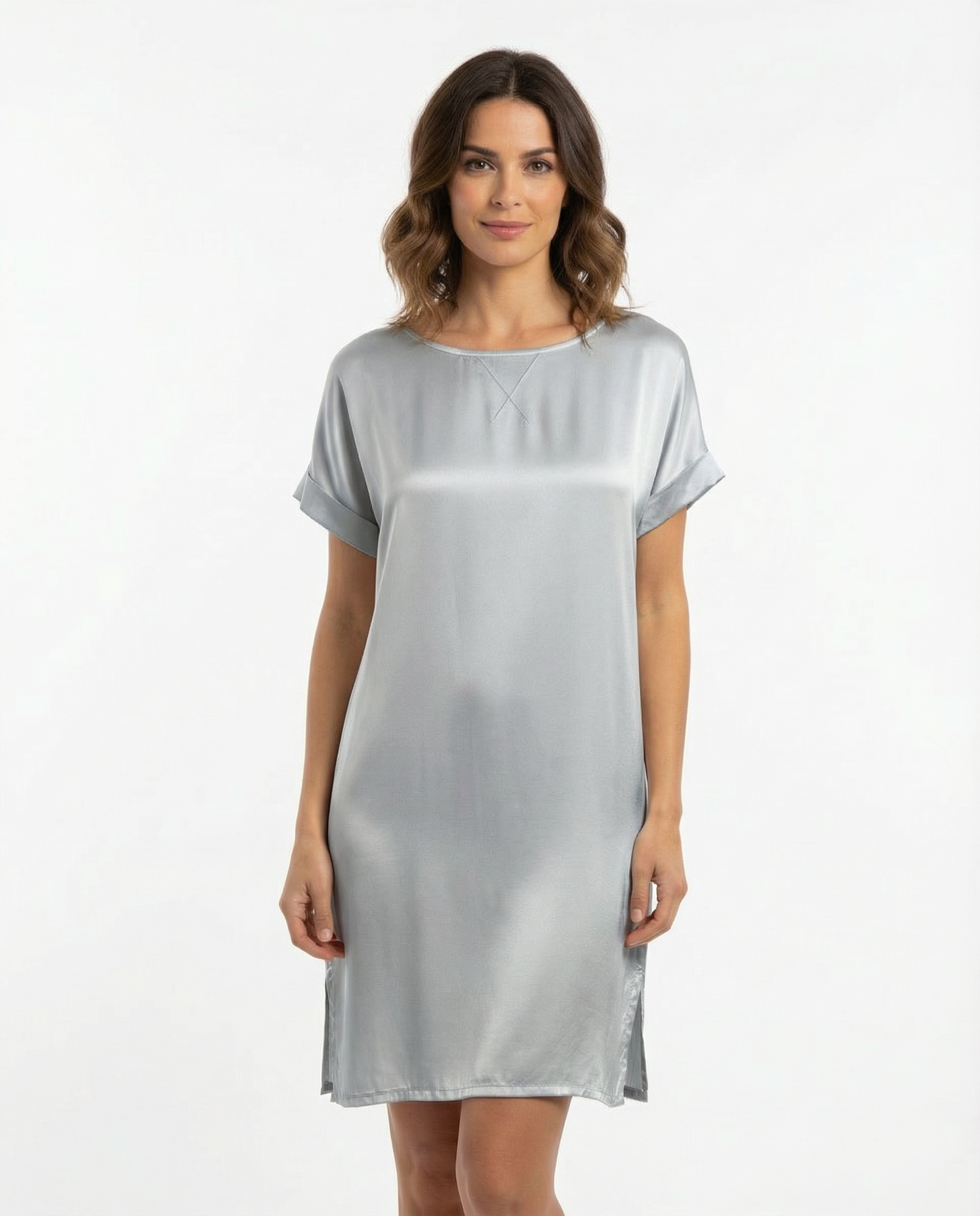 Tunica lunga satin con scollo ampio e manica risvolto