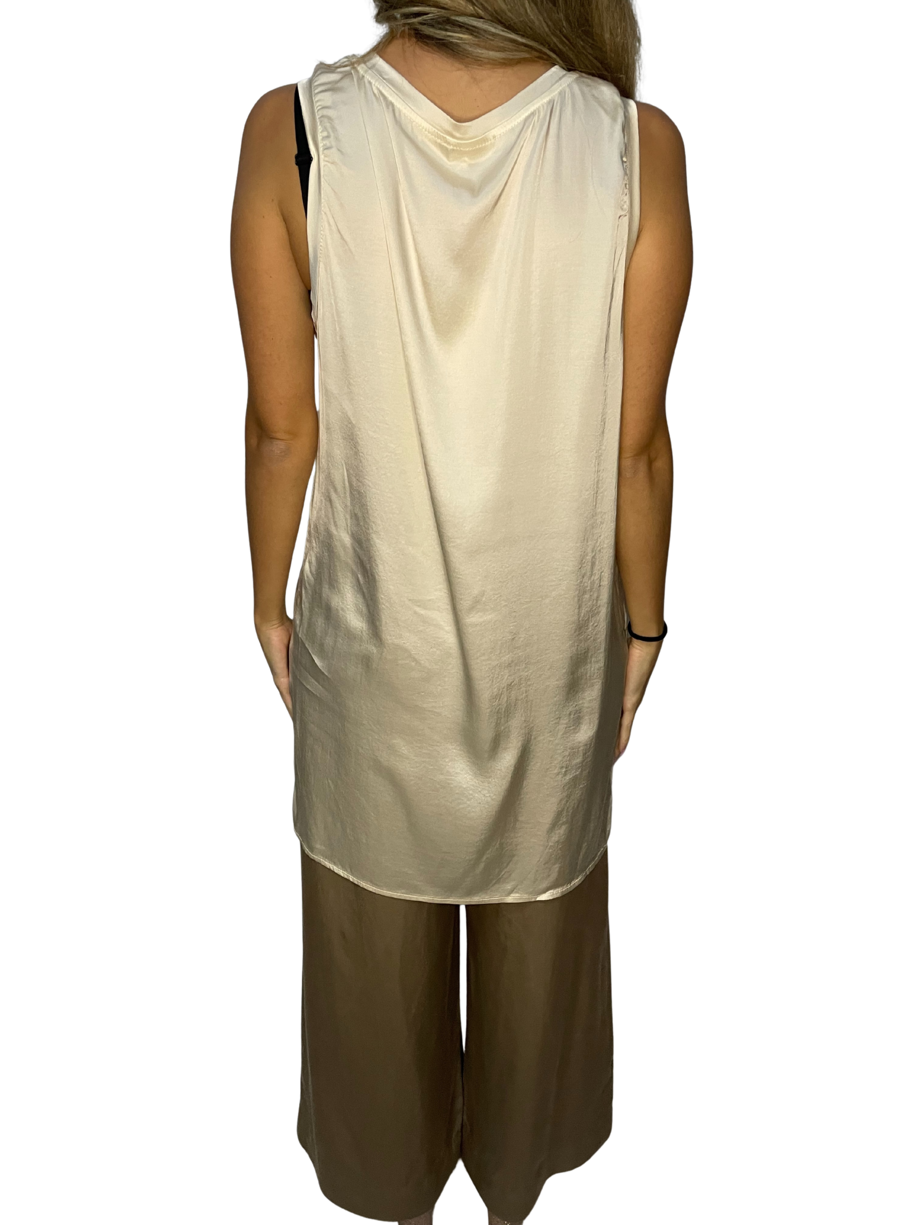 Canotta lunga con taschino