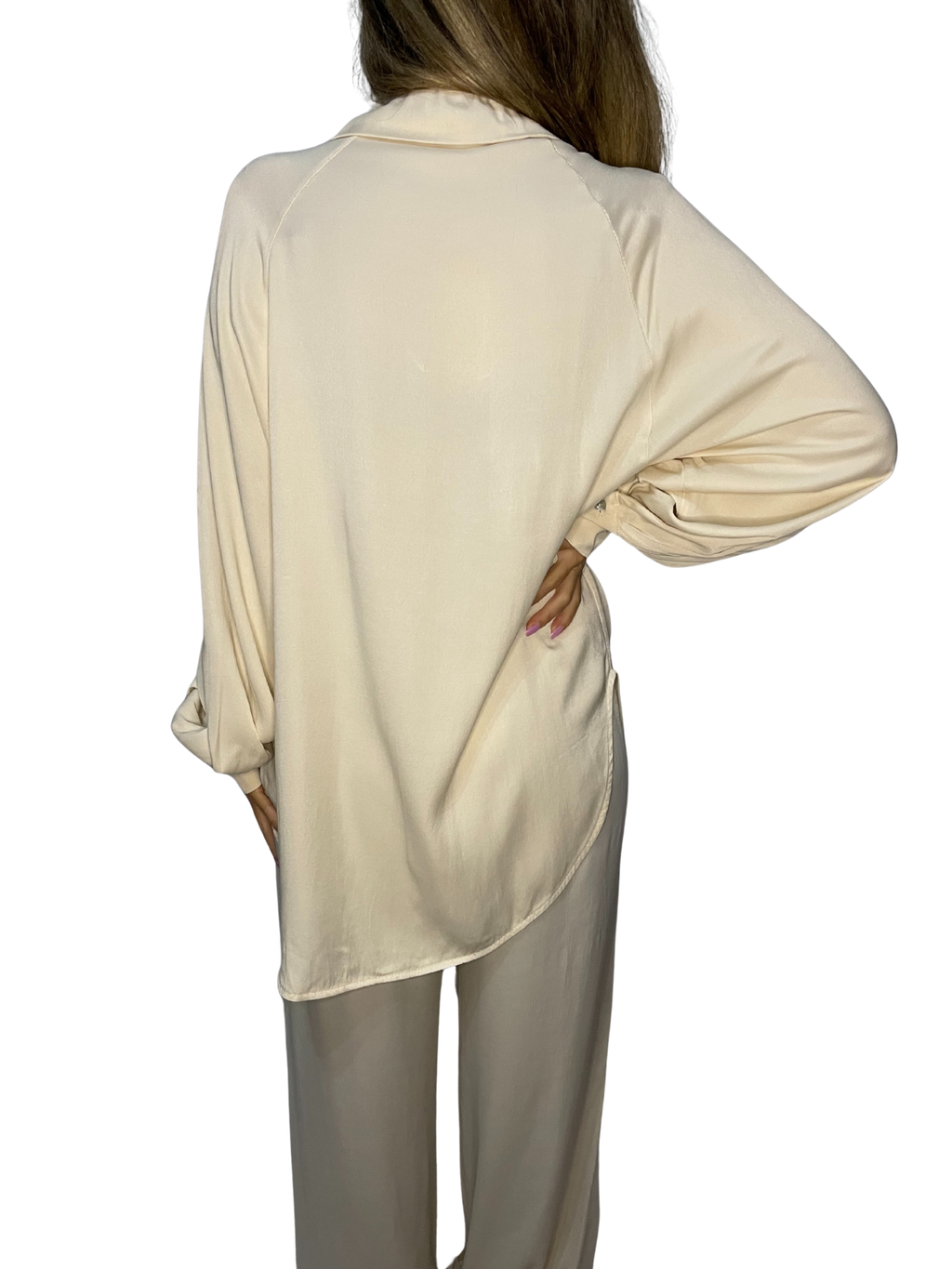 Camicia fluida effetto seta con colletto classico