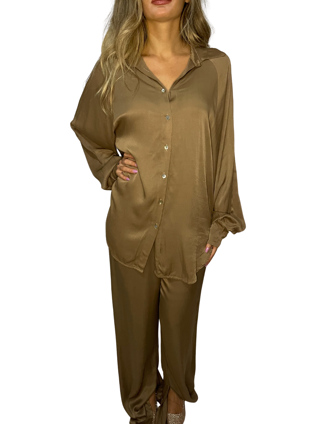 Camicia fluida effetto seta con colletto classico